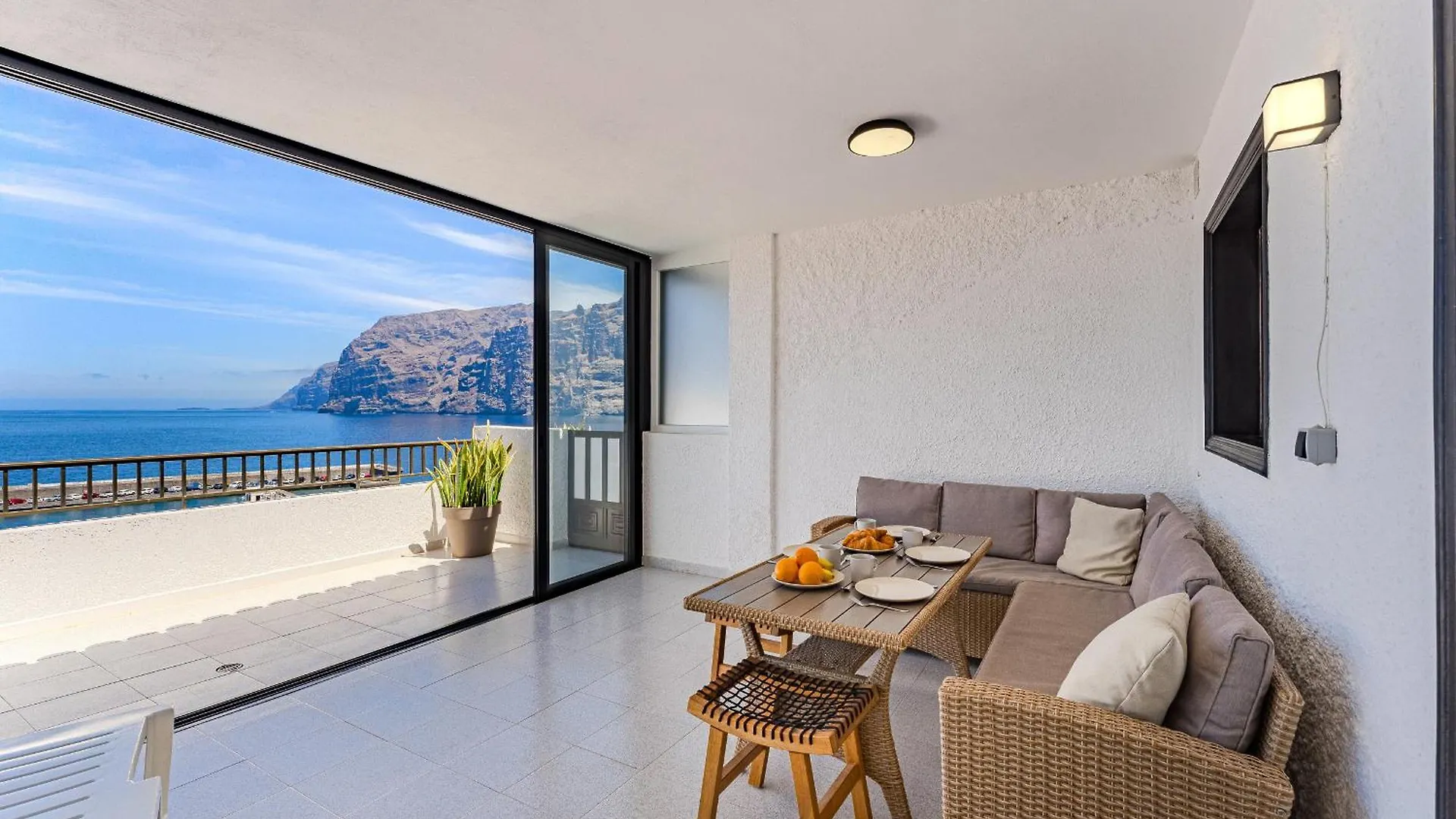 Panoramic View Apartment In Los Gigantes Acantilado de los Gigantes