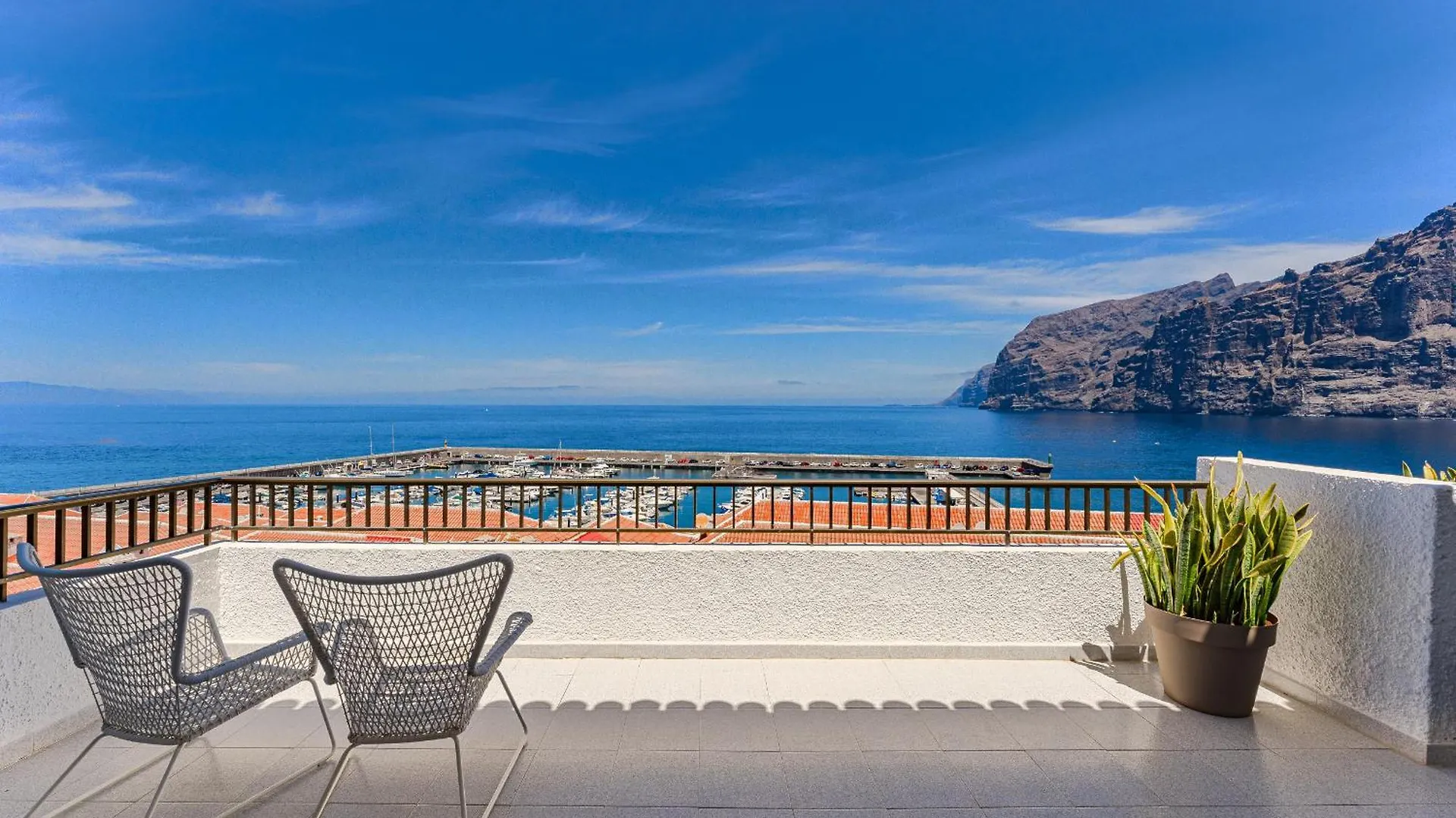 Panoramic View Apartment In Los Gigantes Acantilado de los Gigantes